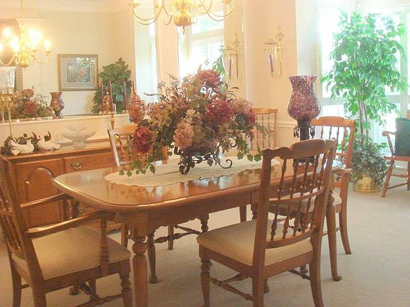 5th image of 2030 Crisfield Dr
