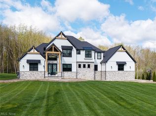 1370 Fixler Rd, Wadsworth, OH 44281