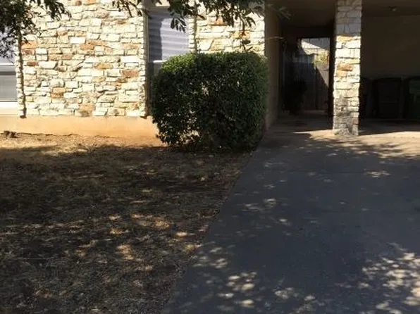 422 Chisholm Valley Dr, Round Rock, TX 78681