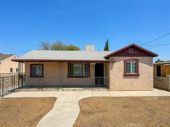 14854 Iris Dr, Fontana, CA 92335