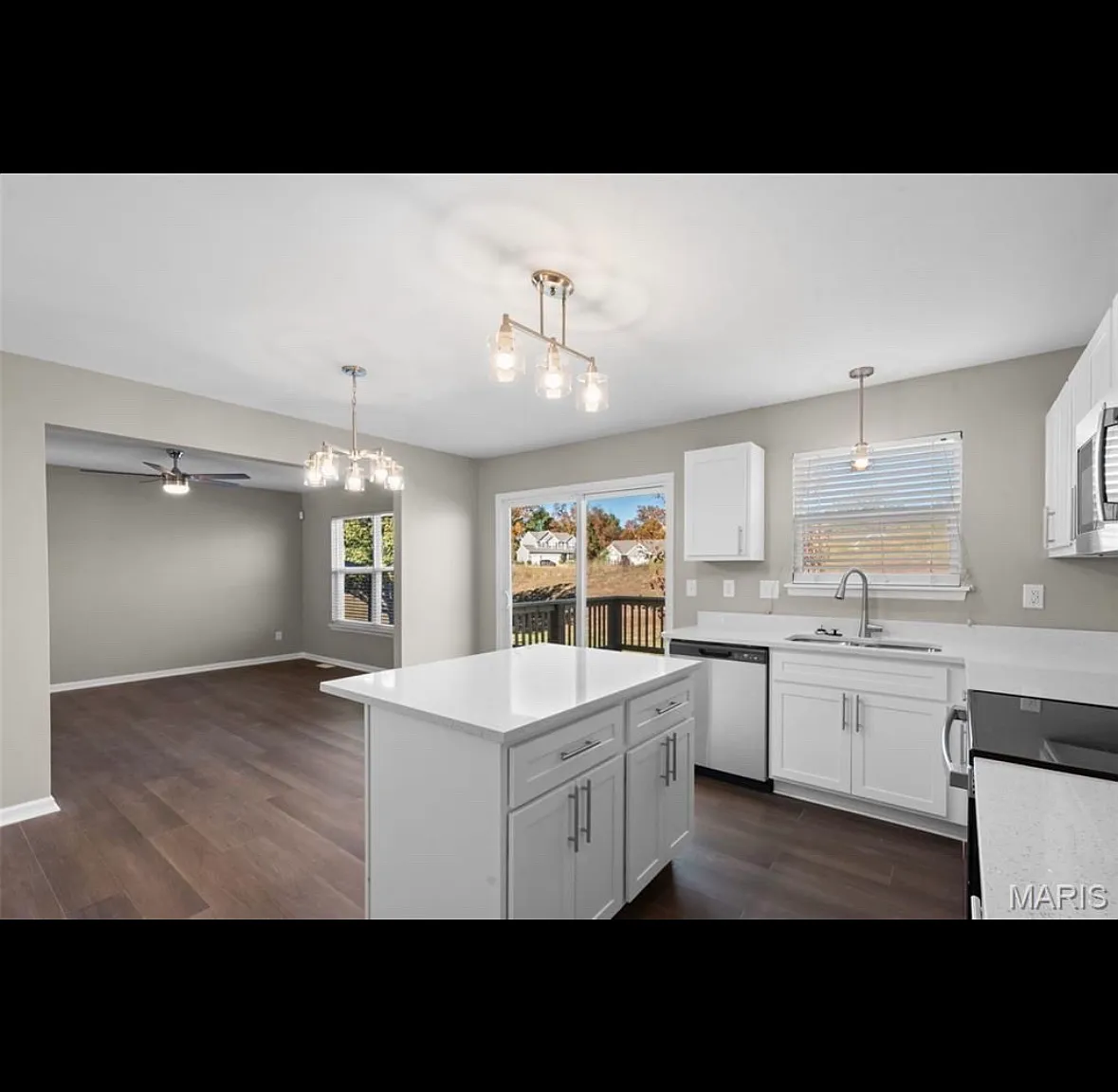 3 bed, 1528 sqft, $2,250 — Photo 2