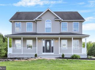 195 Saint Johns Rd W, Littlestown, PA 17340