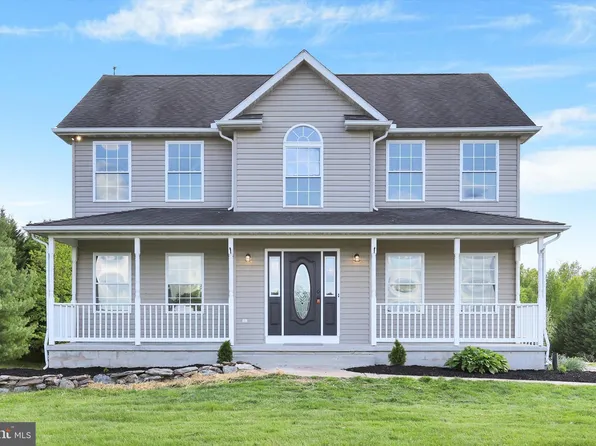 195 Saint Johns Rd W, Littlestown, PA 17340