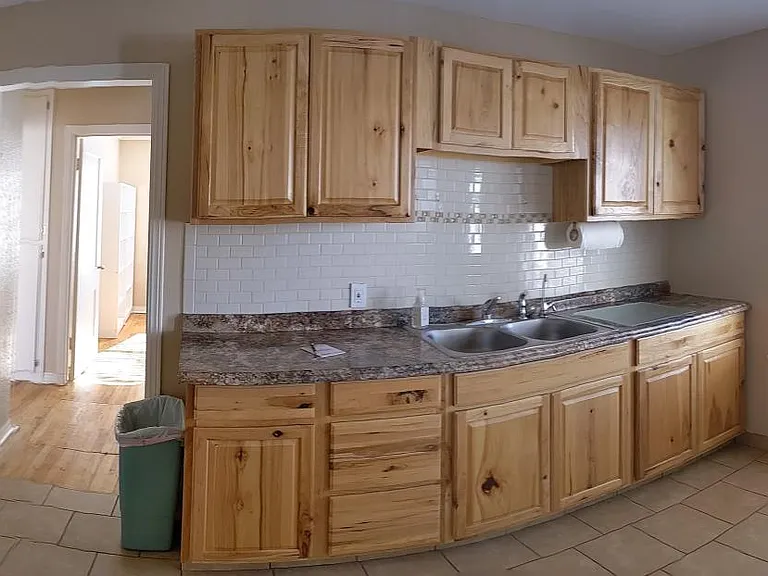 Kitchen (panoramic pic)