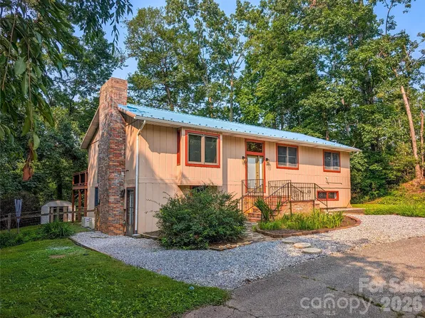 328 Wooded Valley Ln, Burnsville, NC 28714
