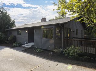 3304 SW Dolph Ct, Portland, OR 97219