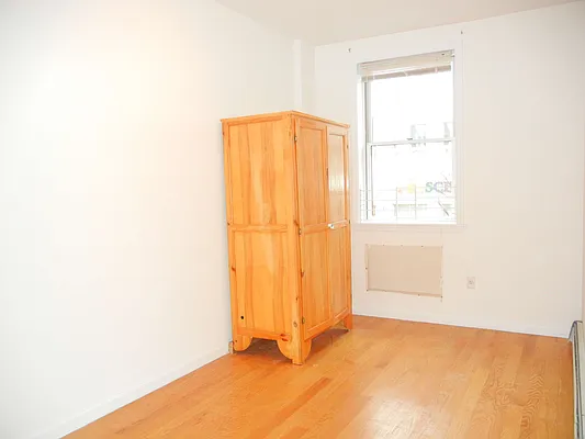 Rented by Brooklyn Heights Real Estate Inc | media 24