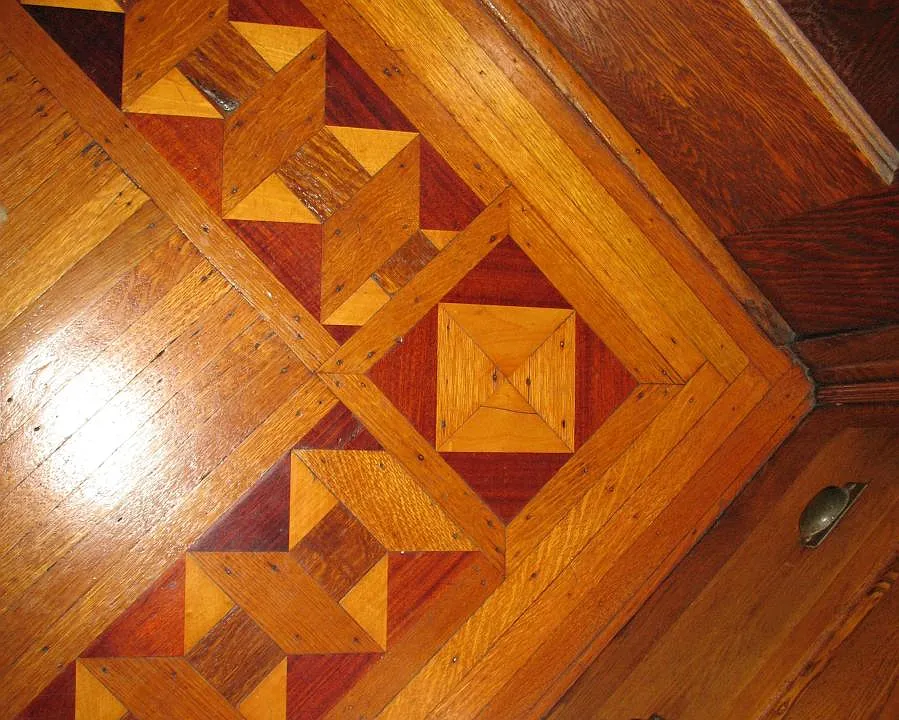 Inlaid parquet floor