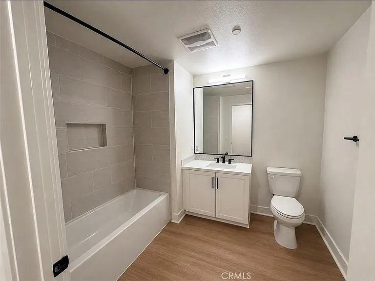 414 Main St #210 — Photo 28