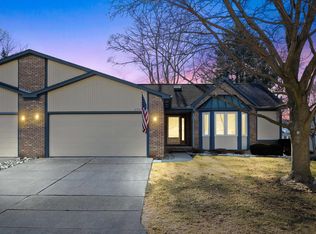 23070 Pine Tree Cir, Macomb, MI 48042