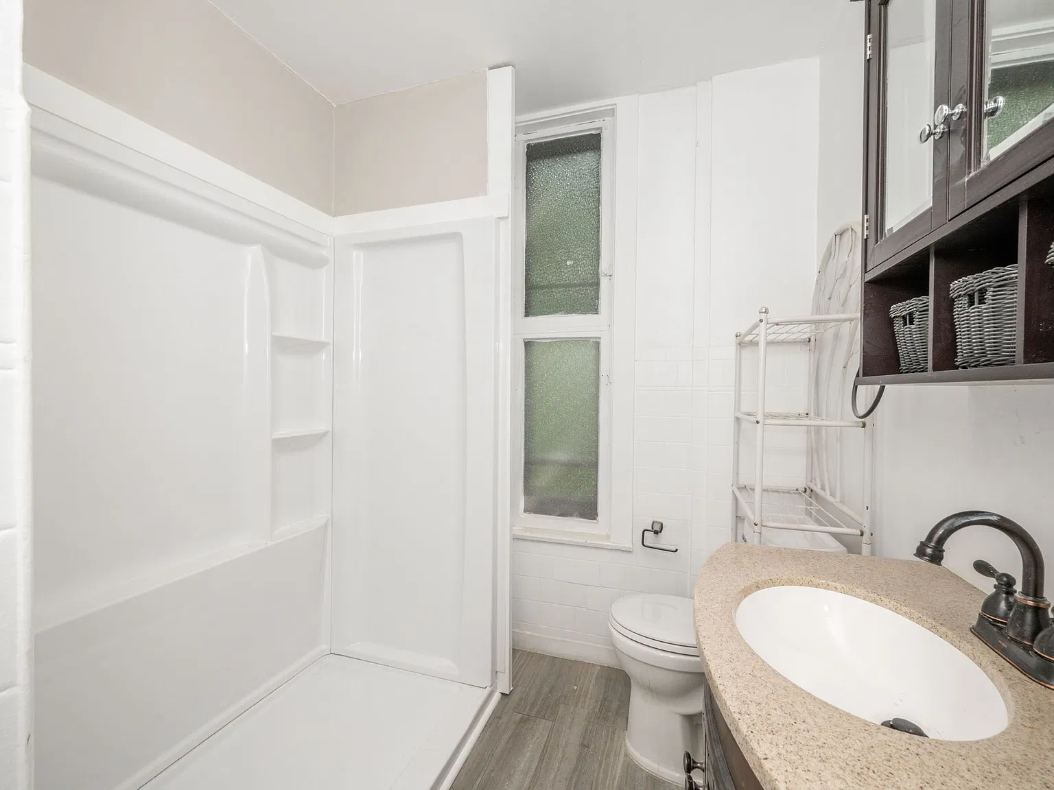 1 bed, 400 sqft, $840 — Photo 2