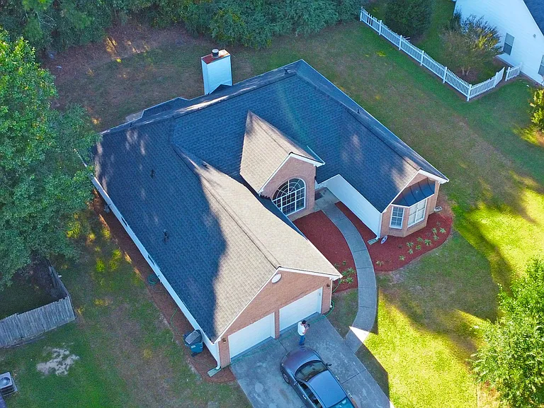 2285 Shady Oaks Dr — Photo 30