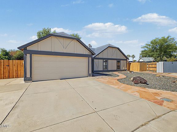 2nd image of 20626 N 4TH Avenue