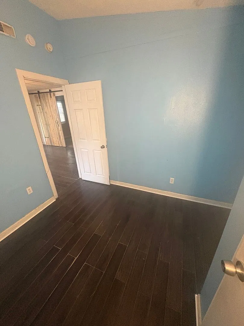 Section 8 approved 3 bedroom 1 bathroom home for rent in Cahokia — Photo 3
