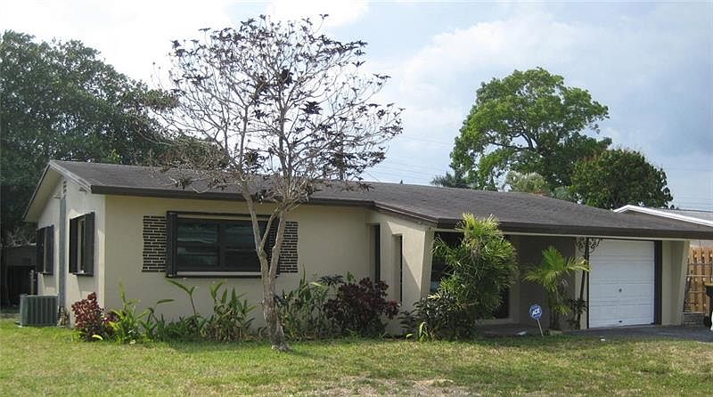 1st image of 4641 SW 28th Ave