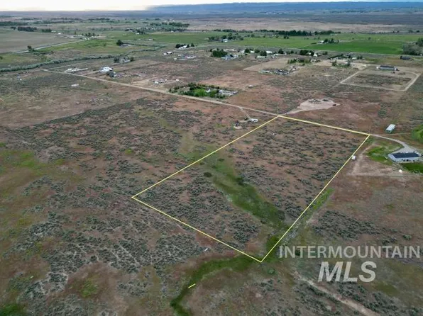 241 E 10 N, Shoshone, ID 83352