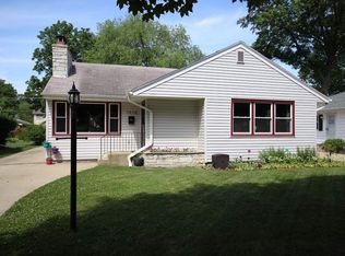 1416 Stratford Ave, Rockford, IL 61107