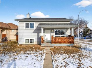 250 S Cimarron Blvd, Okotoks, AB T1S2E5