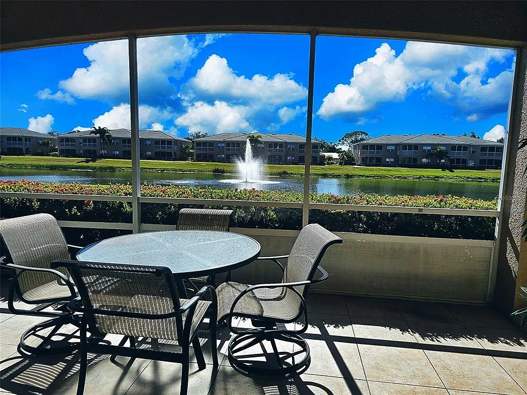 2 bed, 2.0 bath, 1440 sqft, $2,400 — Photo 4