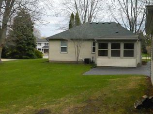 3120 Newman Rd N, Racine, WI 53406