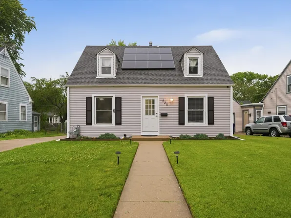 525 Sunset Dr, Elgin, IL 60123