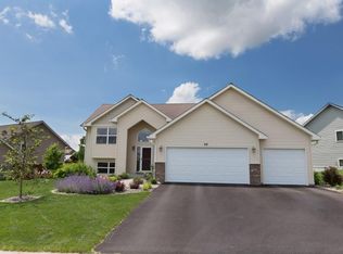 62 Coach Light Dr, Hudson, WI 54016