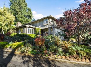 1549 E Foothill Dr, Santa Rosa, CA 95404