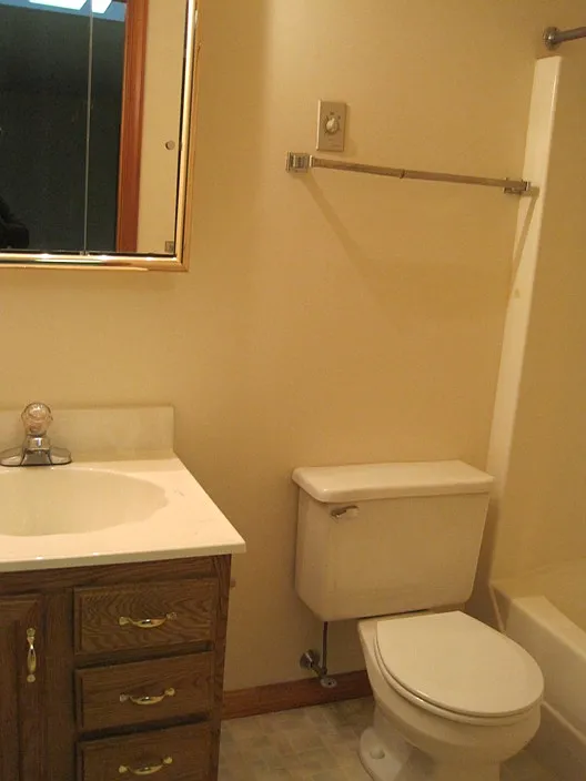 2 bed, 780 sqft, $1,245 — Photo 3