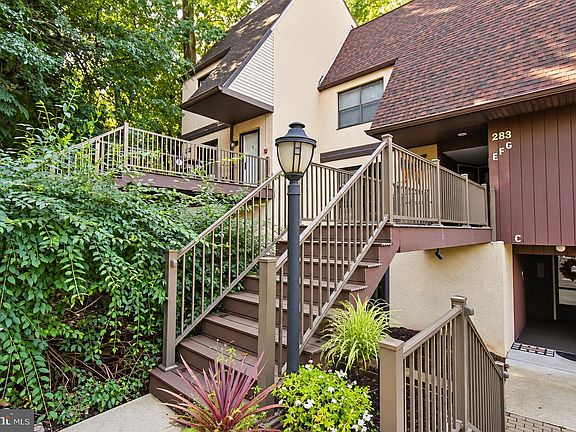 3rd image of 283 Shawmont Ave #4B5
