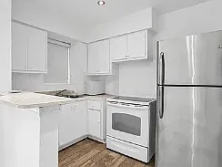 NW 12th St — Photo 3