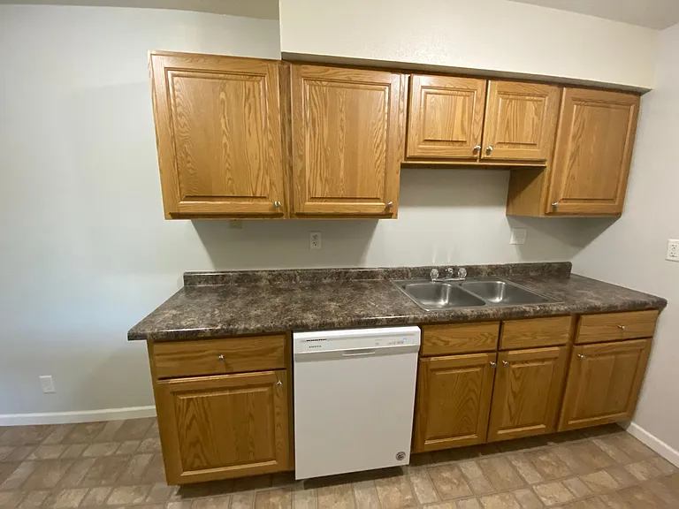1115-1120 Doreen Ct — Photo 34