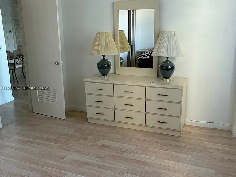 10185 Collins Ave #Penthouse 02 — Photo 35