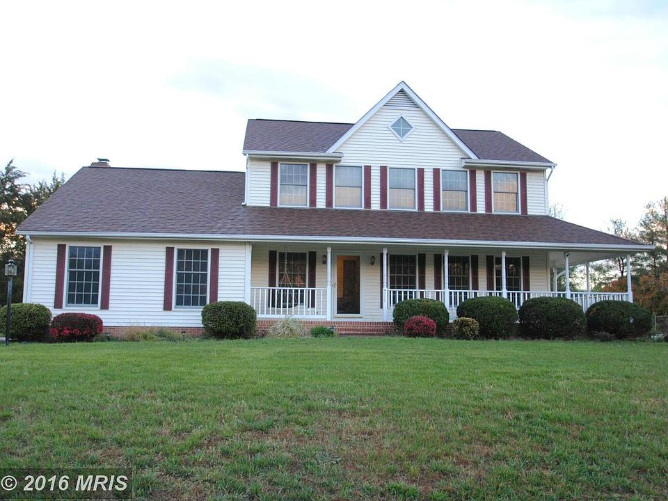 1st image of 21 Fox Run Ln