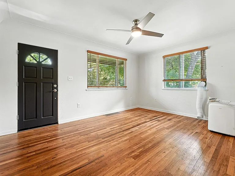 3369 S Emerson St — Photo 15