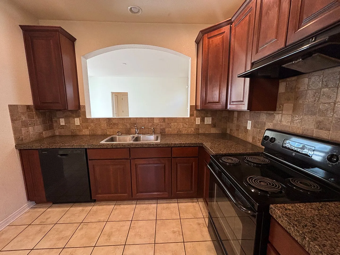 Spacious Living in a Desirable Fort Collins Neighborhood — Photo 3