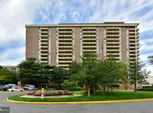 1800 Old Meadow Rd APT 917, Mc Lean, VA 22102