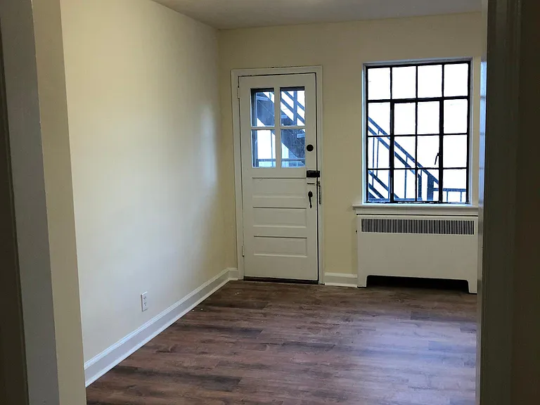 108 W Albemarle Ave #B — Photo 11