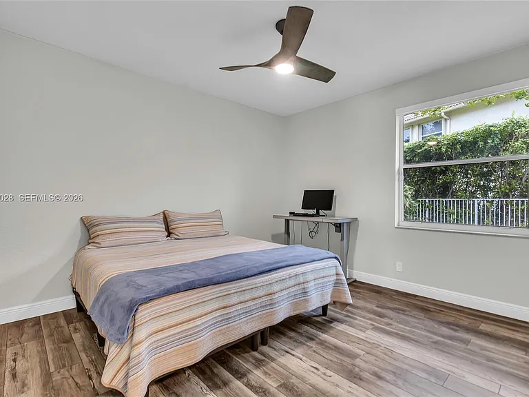 950 Marina Dr — Photo 33