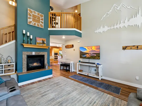 10096  Nicolas Drive Unit C, Truckee, CA 96161