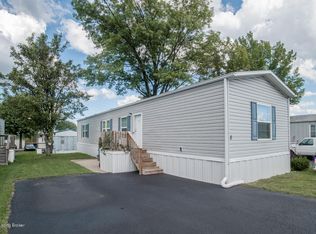 8 Pine St, La Grange, KY 40031