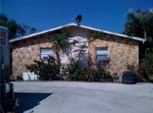 619 S Pine St, Lake Worth, FL 33460