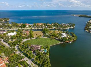 280 Arvida Pkwy, Coral Gables, FL 33156