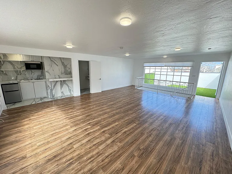 1237 Prospect St #K — Photo 7