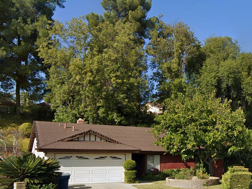 Sitting at the turn around of a cul-de-sac, this property offers privacy and tranquility, with minimal street traffic.