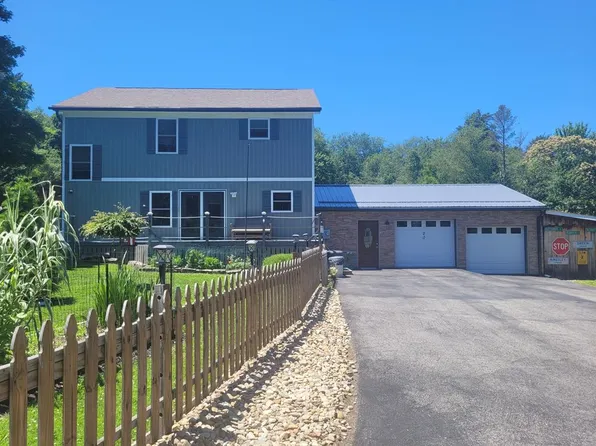 20 Scotts Ln, Oil City, PA 16301