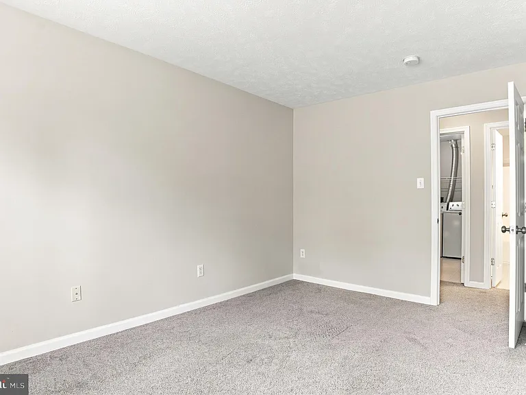 127 Brookland Ter #8 — Photo 27