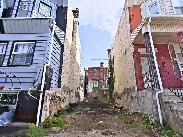 927 S Conestoga St, Philadelphia, PA 19143