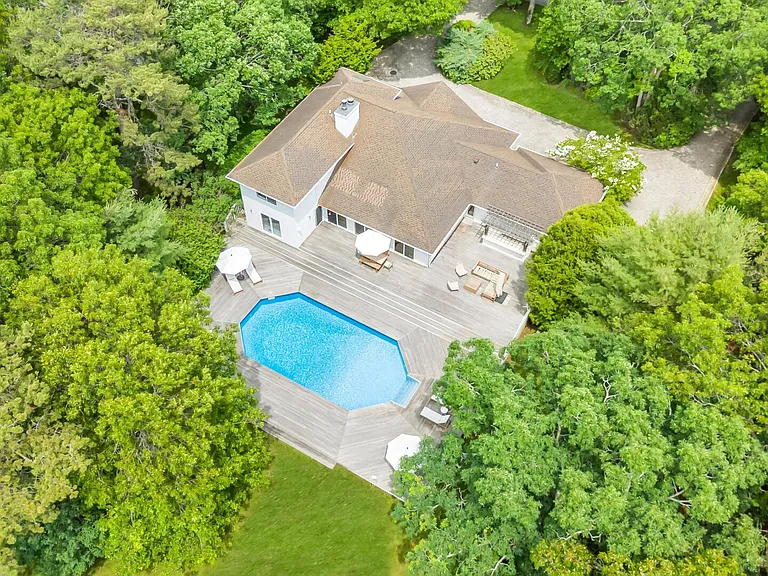 53 Whippoorwill Ln — Photo 5