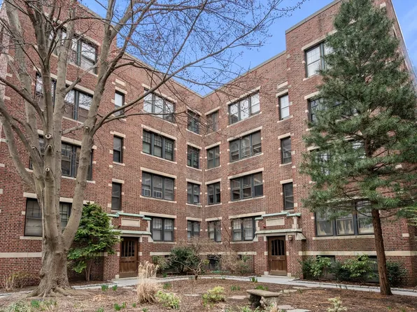 34 Ash St APT 403, Cambridge, MA 02138