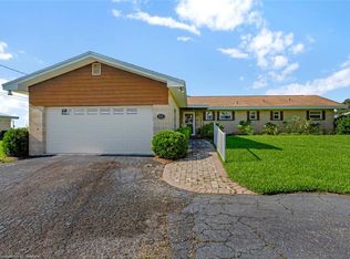 823 N Lake Reedy Blvd, Frostproof, FL 33843